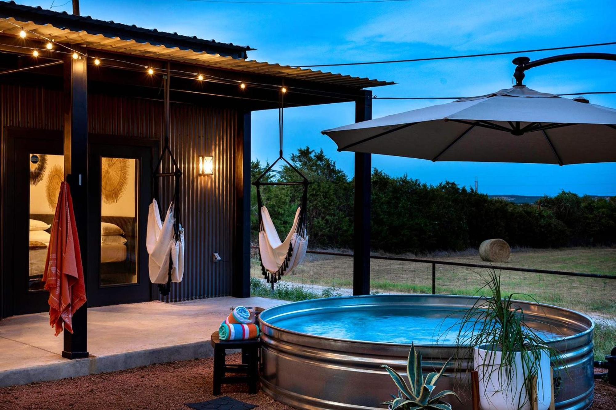 Villa Container Haus Pet Friendly With Cowboy Pool Fredericksburg Exterior foto