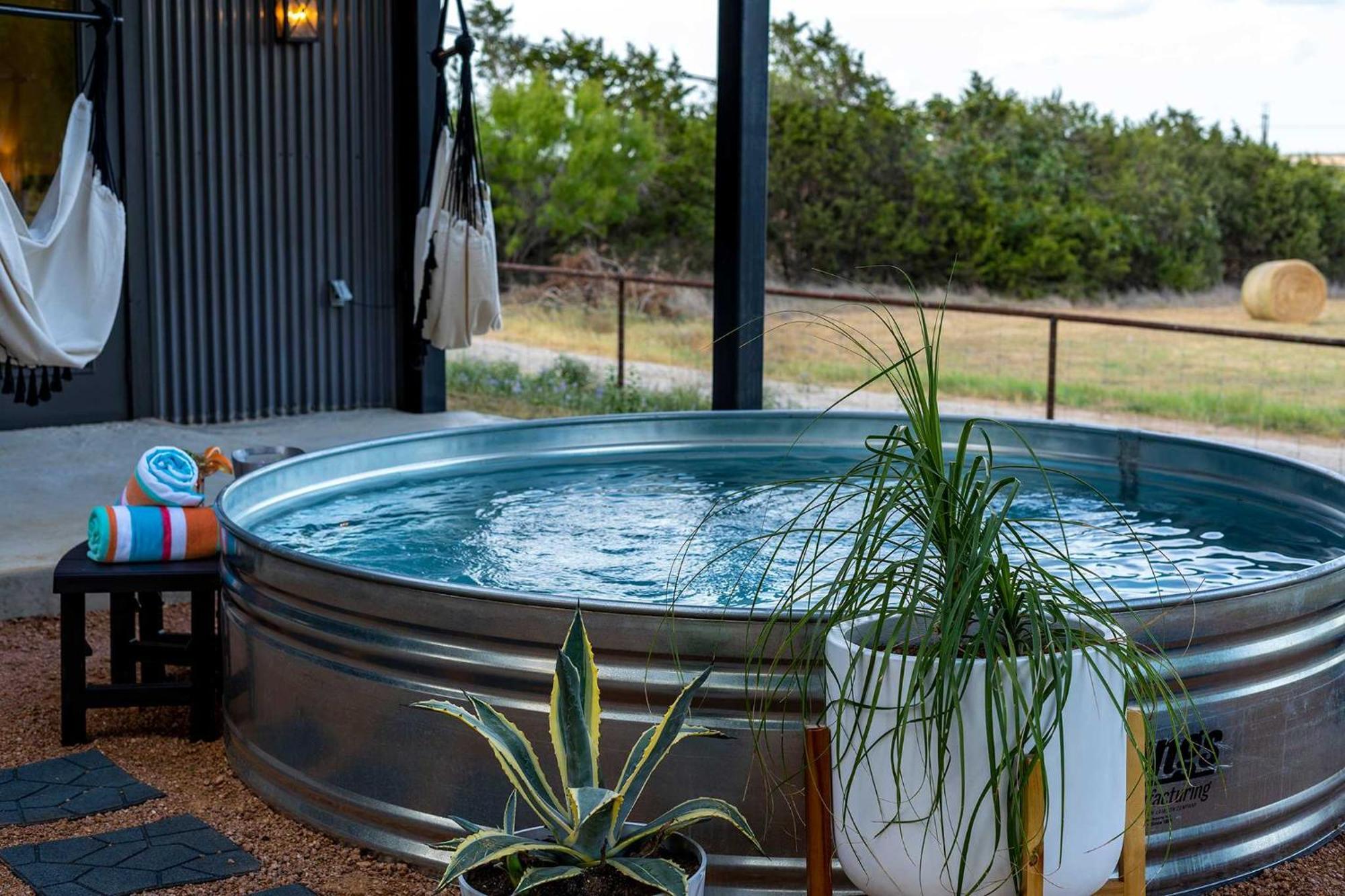 Villa Container Haus Pet Friendly With Cowboy Pool Fredericksburg Exterior foto